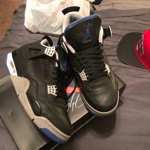 Jordan 4 retro